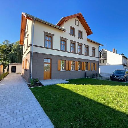 אינגולשטאט E&K Living - Design Apartments - Netflix - Audi - In Village - Free Parking מראה חיצוני תמונה